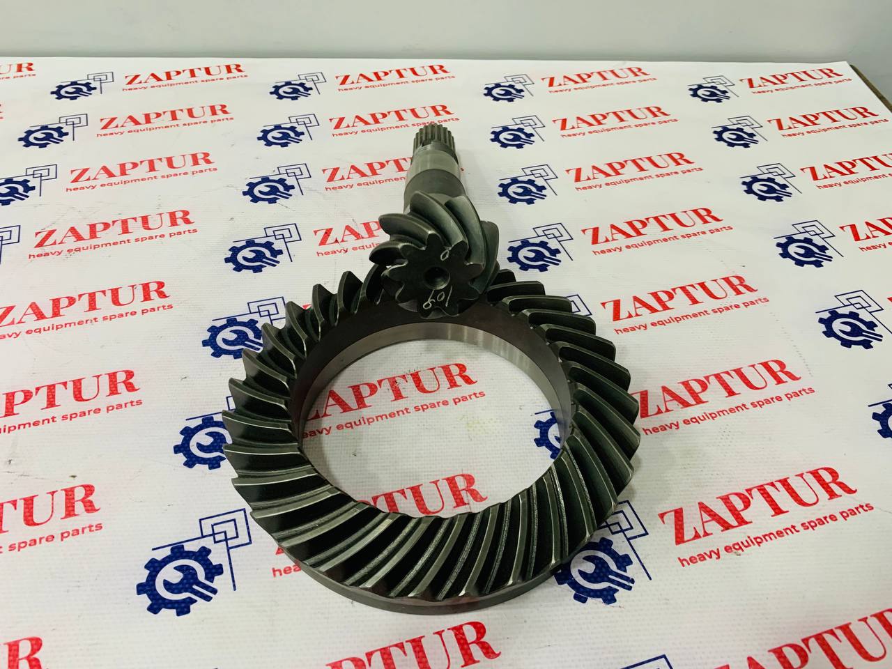 JOHN DEERE RE275344 BEVEL GEAR SET [ZAPTUR]