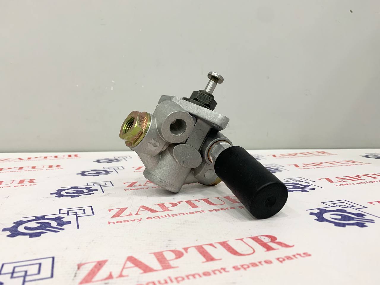 JOHN DEERE RE46375 FUEL PUMP [ZAPTUR]