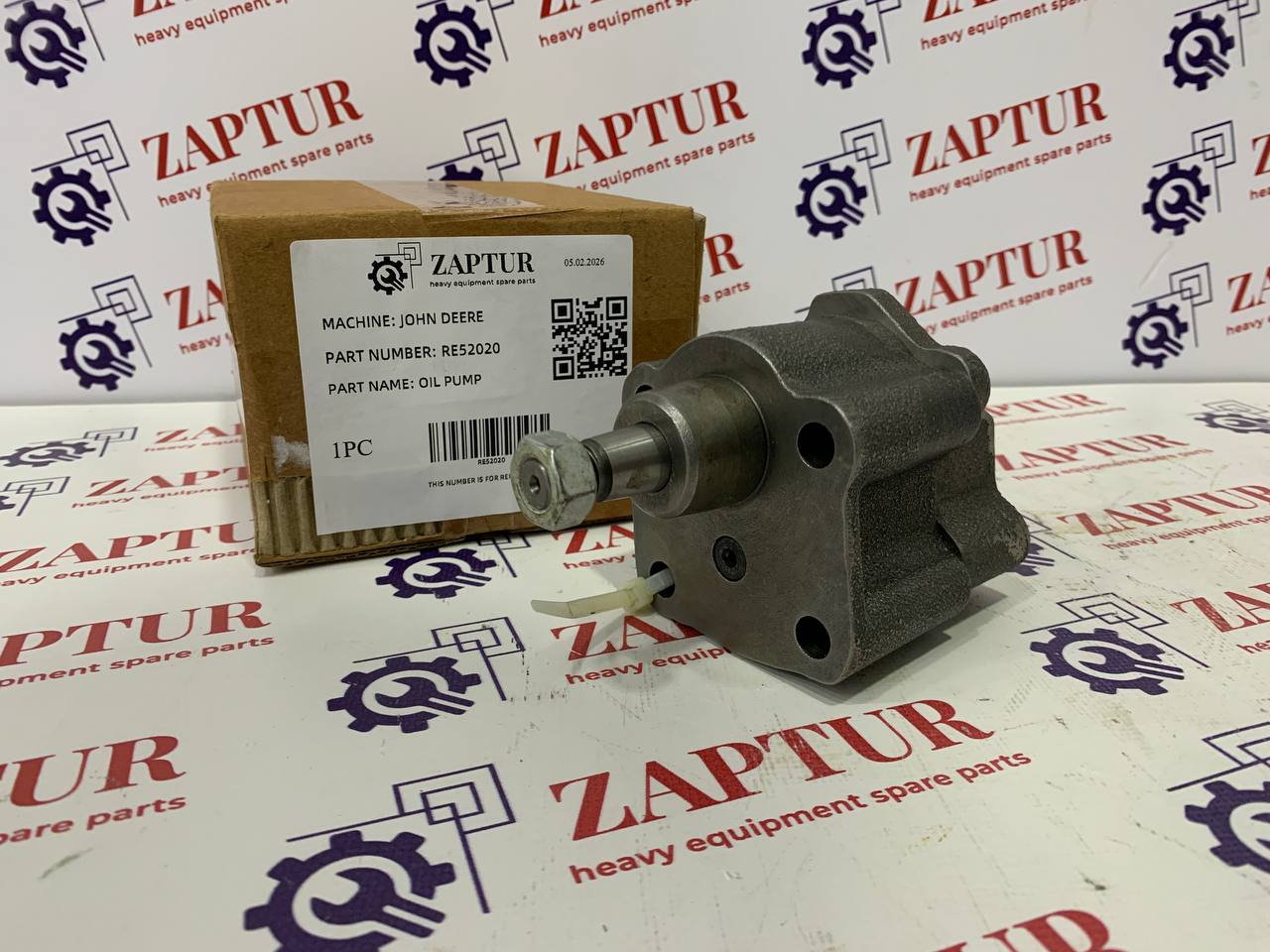 JOHN DEERE RE52020 OIL PUMP