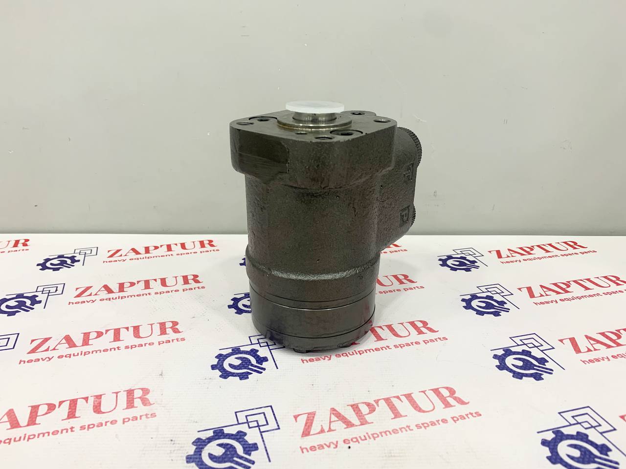 KOMATSU 23B-40-11101 STEERING VALVE [ZAPTUR]