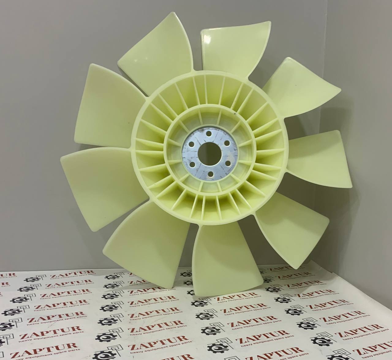 KOMATSU 600-625-7620 FAN [ZAPTUR]