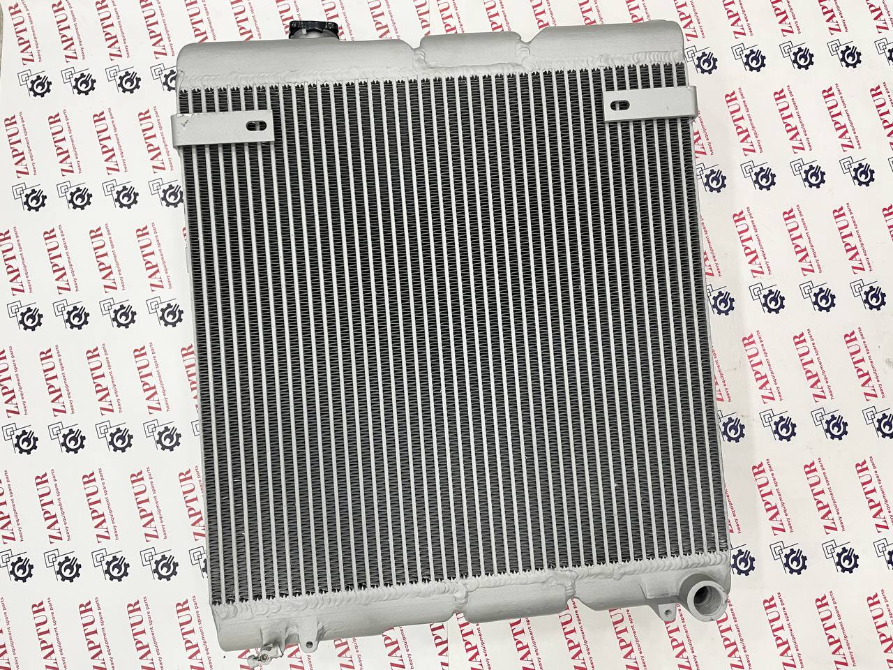 KOMATSU 875600001 RADIATOR ASSY [ZAPTUR]