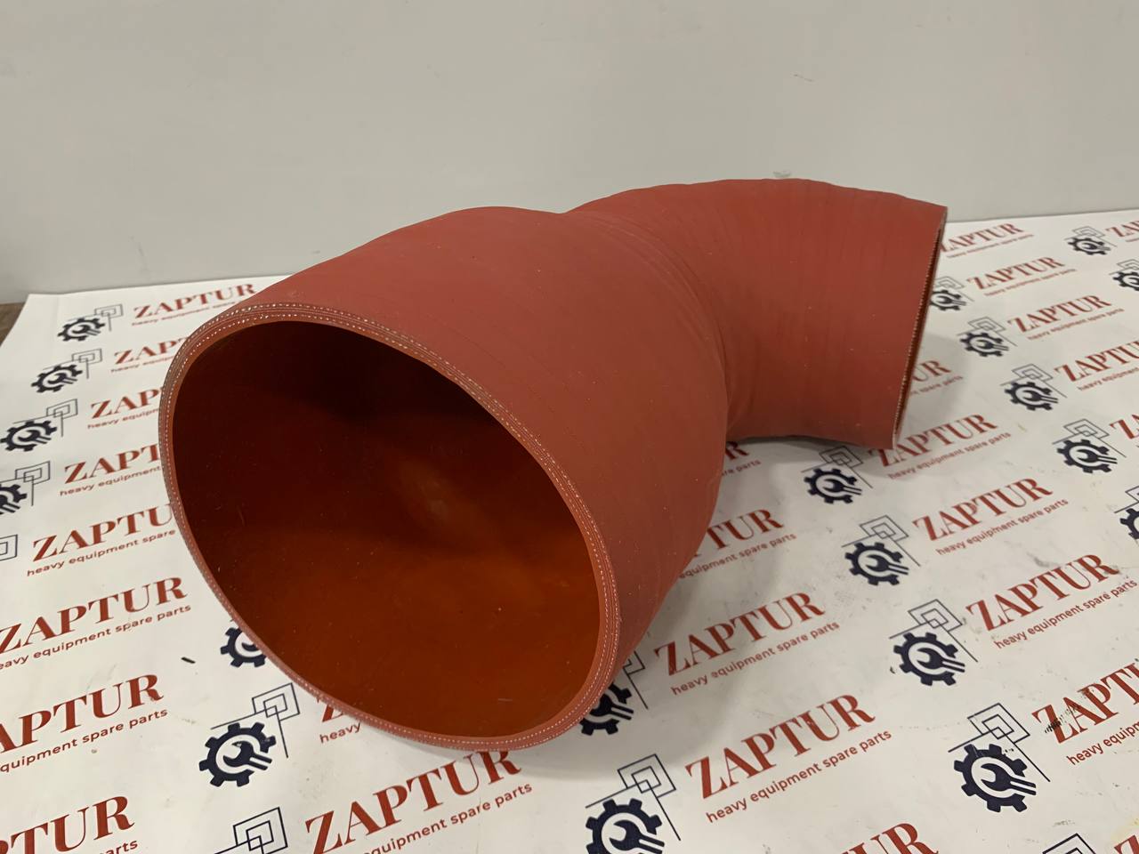KOMATSU 94072040 ELBOW [ZAPTUR]