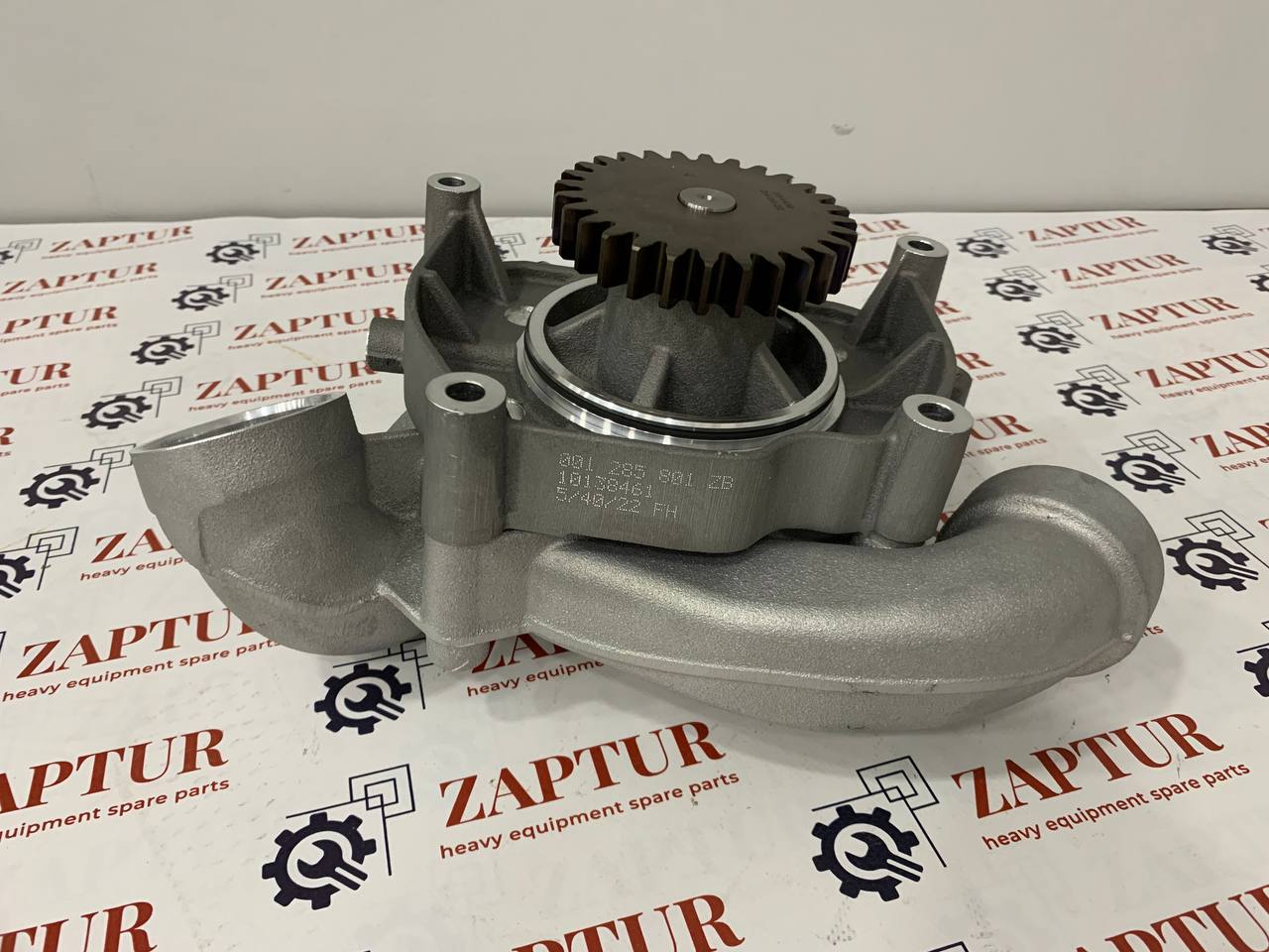 LIEBHERR 10138461 WATER PUMP