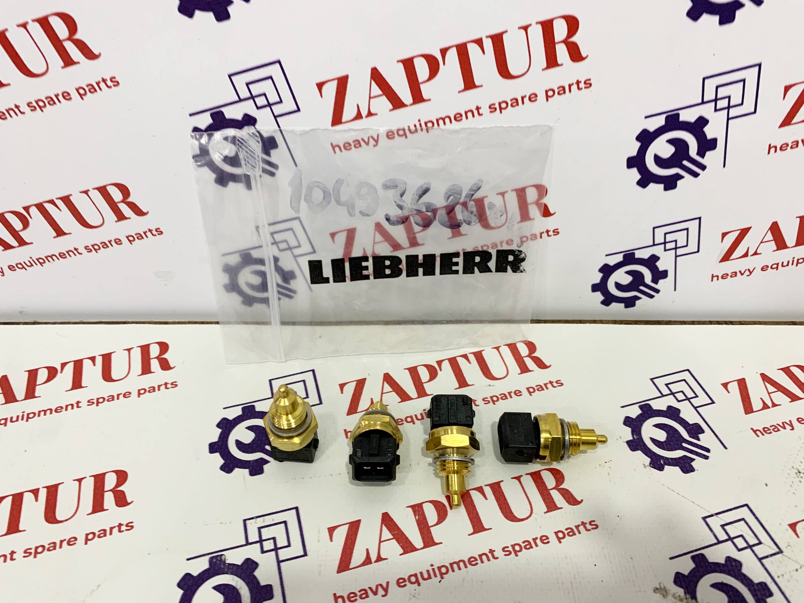 This temperature sensor is suitable with Liebherr machinery