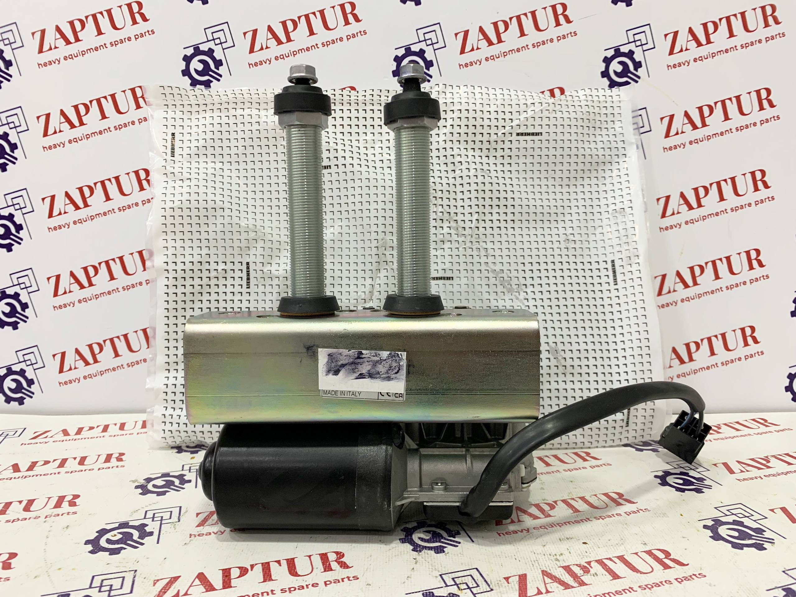 LIEBHERR 12211982 WIPER MOTOR