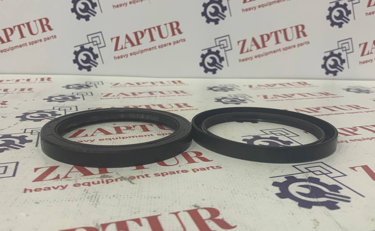 This radial seal ring is suitable for Liebherr® machinery.