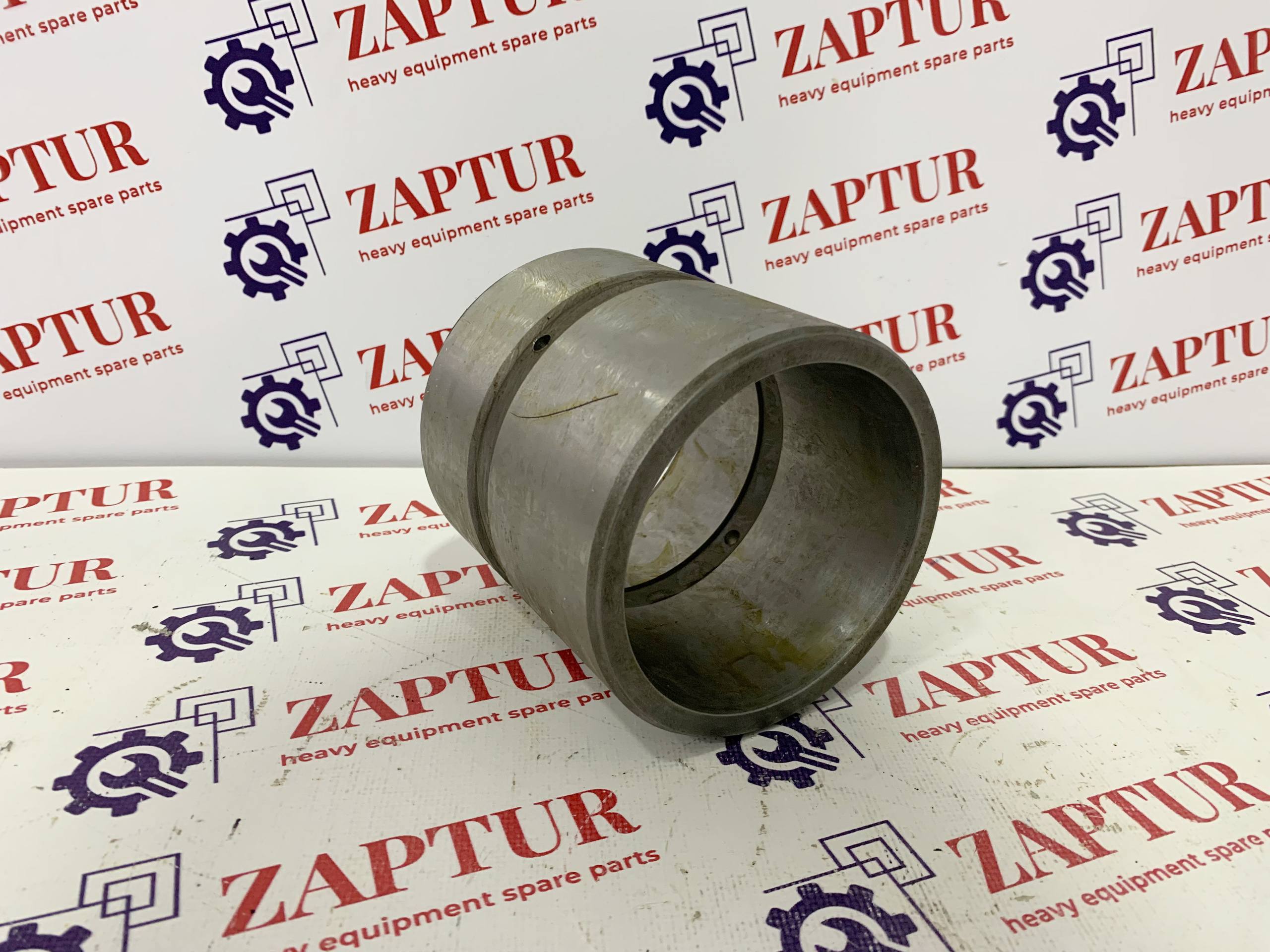 LIEBHERR 7620509 BUSHING