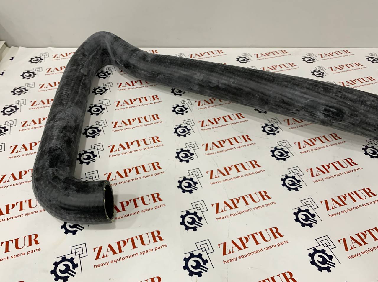 LIEBHERR 93028404 HOSE [ZAPTUR]