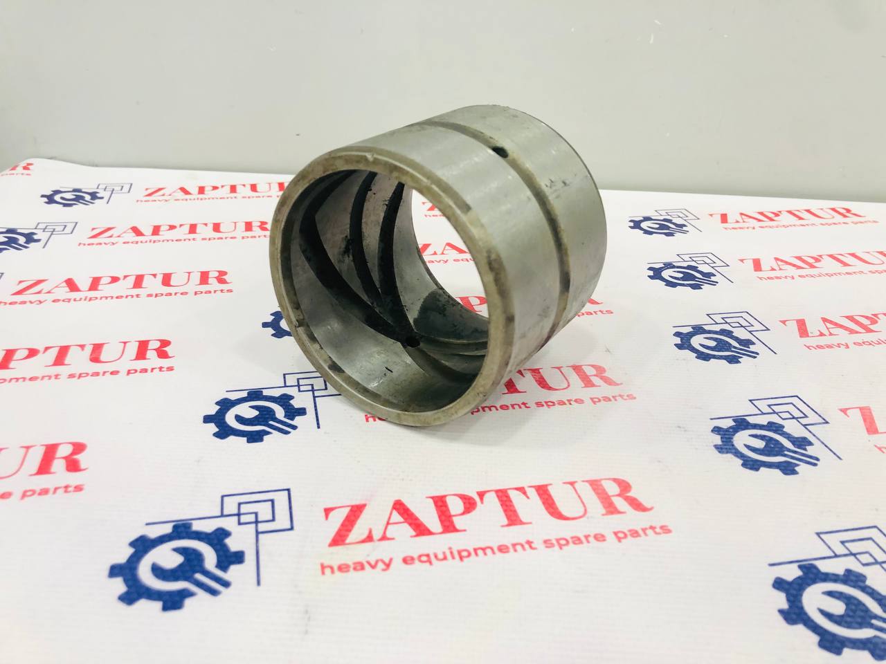 LIEBHERR 9605450 BUSHING [ZAPTUR]