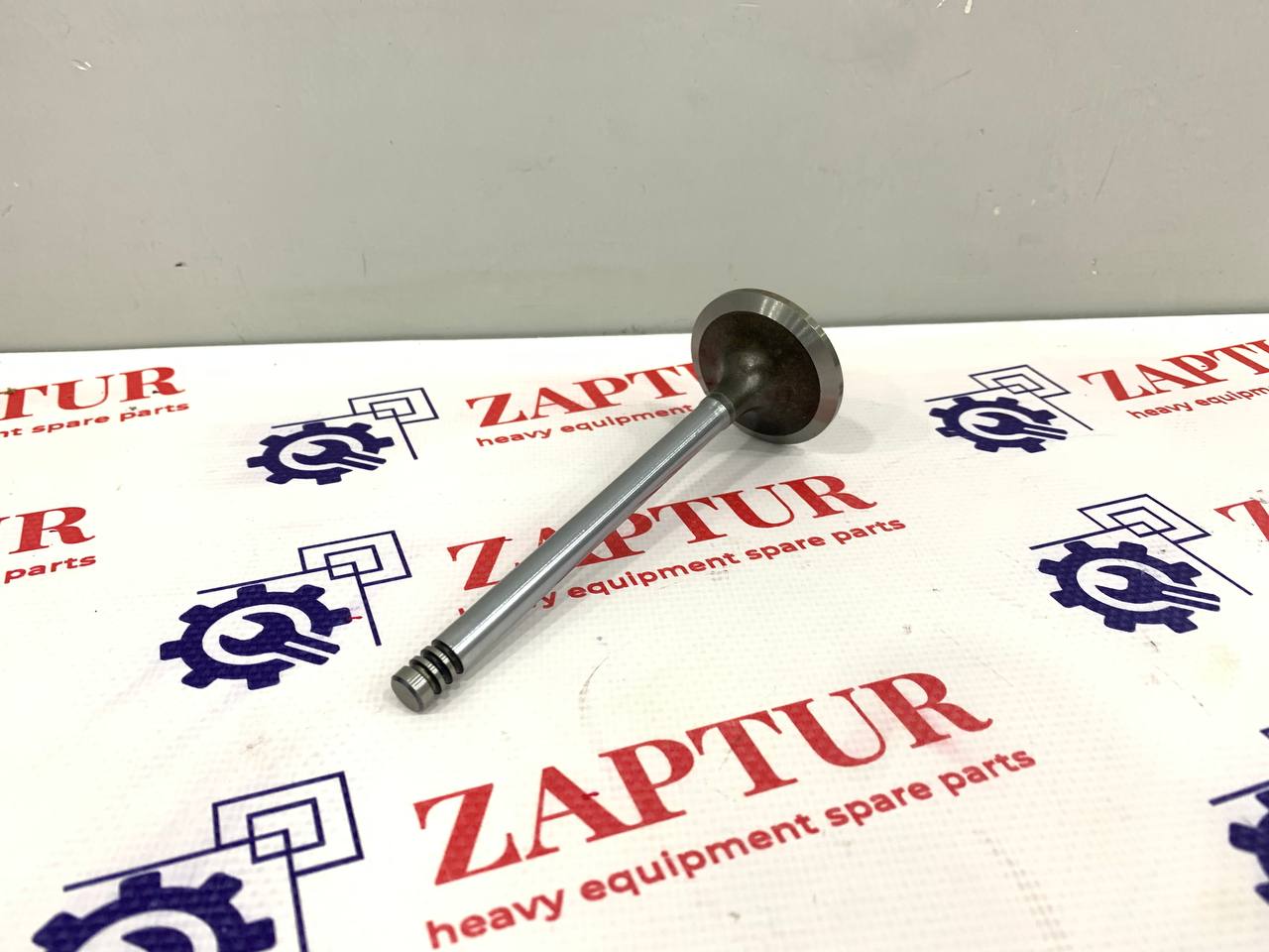 DEUTZ 04284042 INTAKE VALVE [ZAPTUR]