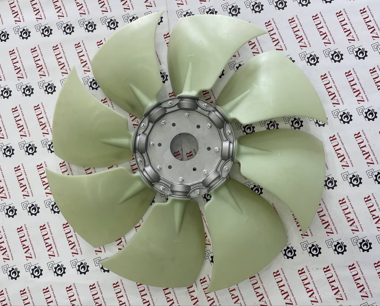 VOLVO 14624895 ENGINE COOLING FAN [ZAPTUR]