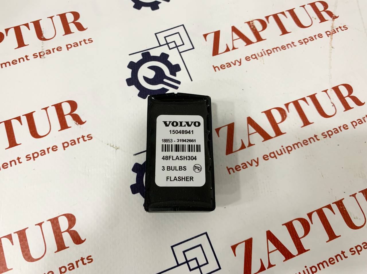 VOLVO 15048941 TURN RELAY [ZAPTUR]