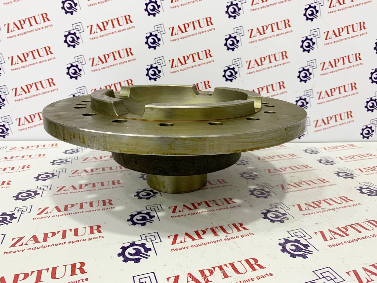 VOLVO 15160319 DIFFERENTIAL HALF HOUSING
