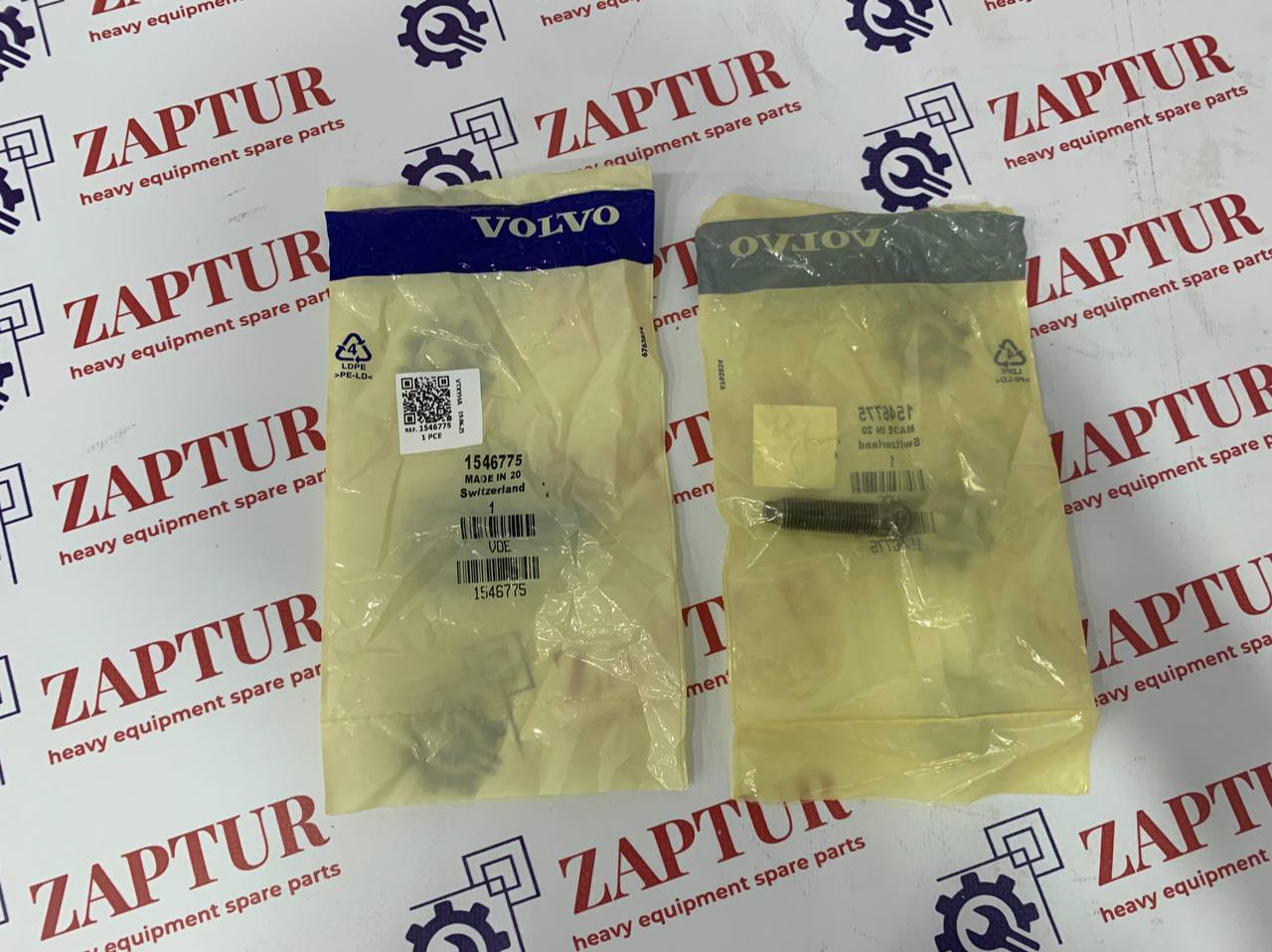 VOLVO 1546775 BALL STUD [ZAPTUR]