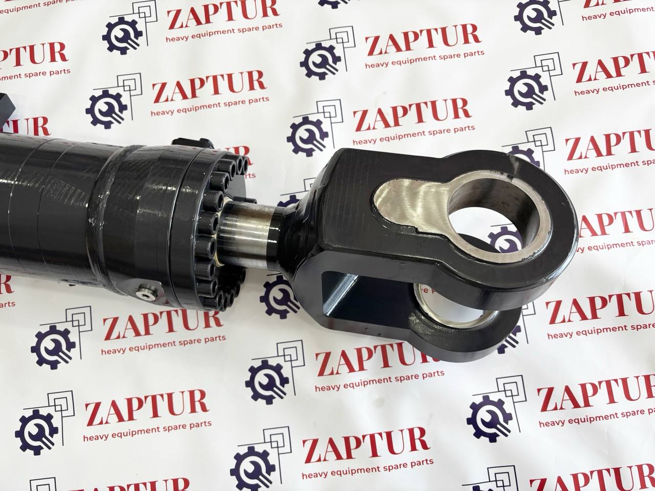 VOLVO 16025529 HYDRAULIC CYLINDER [ZAPTUR]