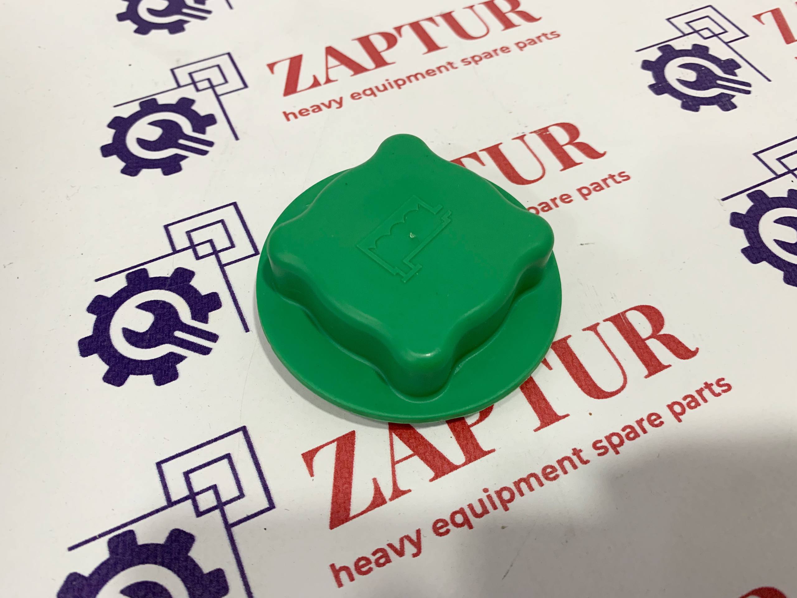 VOLVO 1674083 EXPANSION TANK COVER [ZAPTUR]