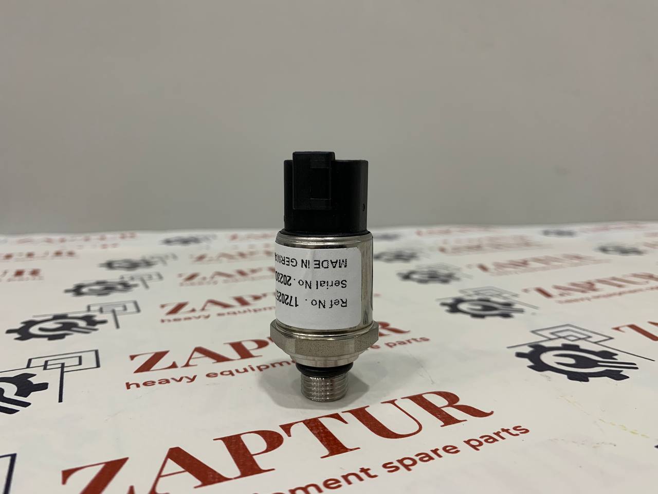 This sensor is suitable for Volvo machinery