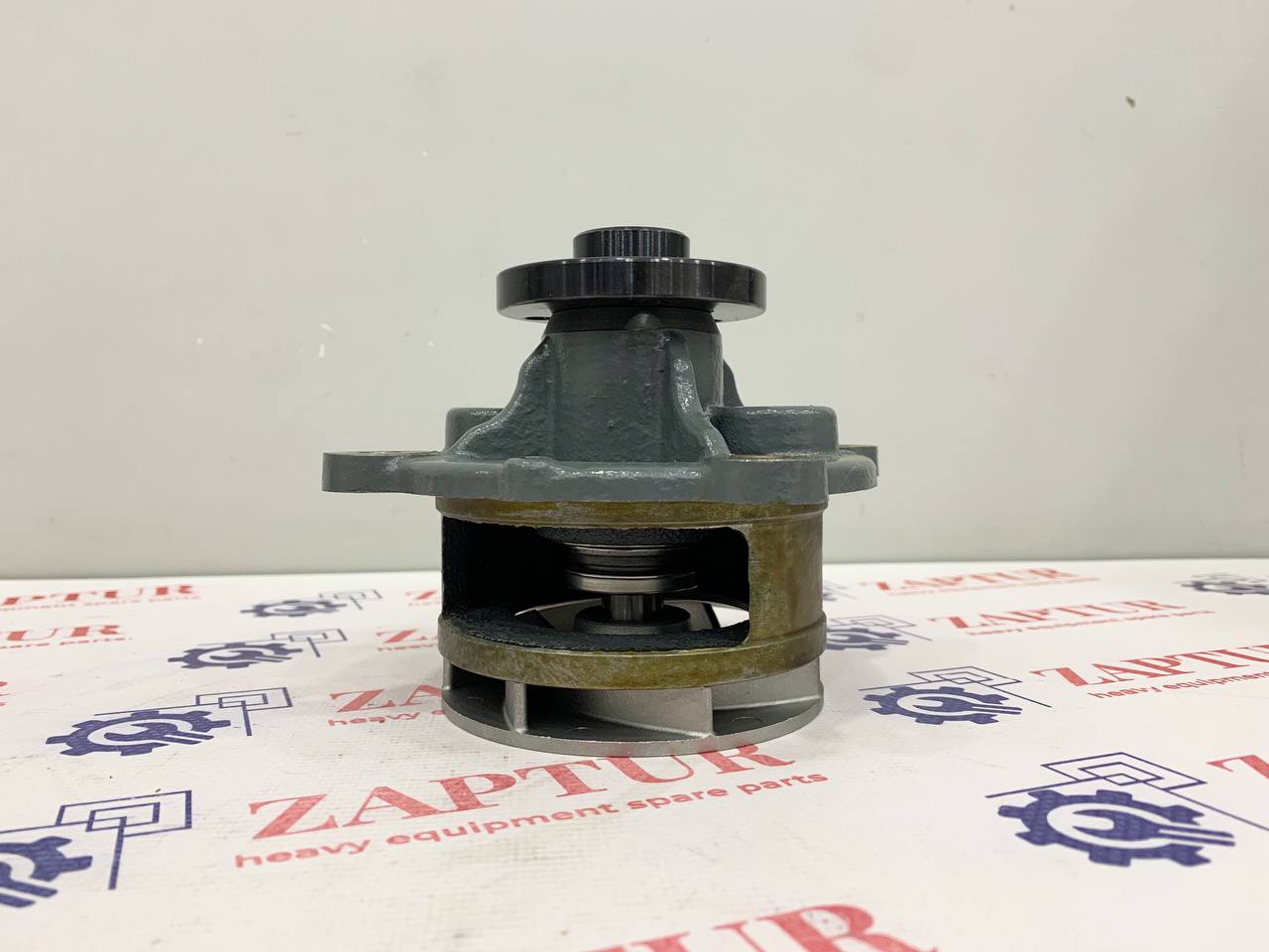 VOLVO 21247955 WATER PUMP [ZAPTUR]