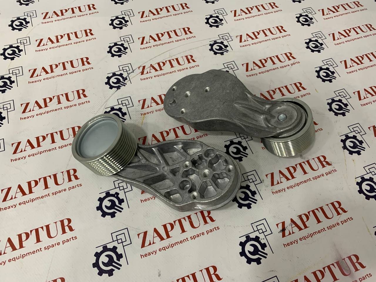 VOLVO 21766717 BELT TENSIONER [ZAPTUR]