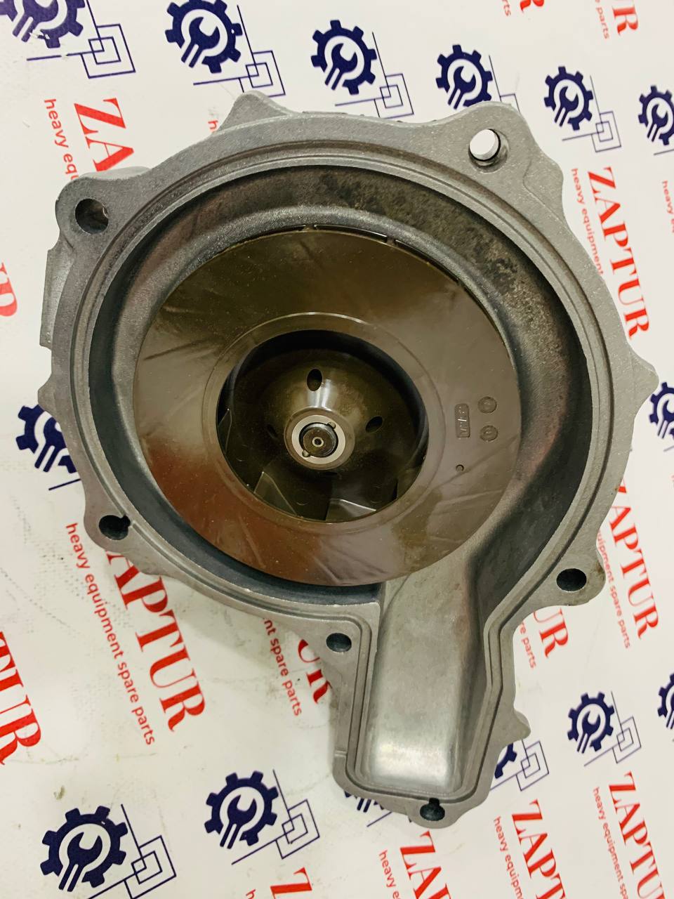 VOLVO 22195450 WATER PUMP [ZAPTUR]