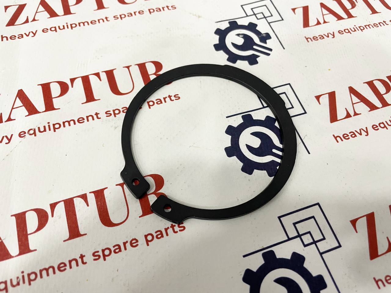 This snap ring is suitable for Volvo machinery