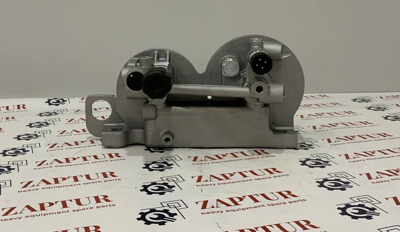 VOLVO PENTA 22035823 FUEL FILTER HOUSING [ZAPTUR]