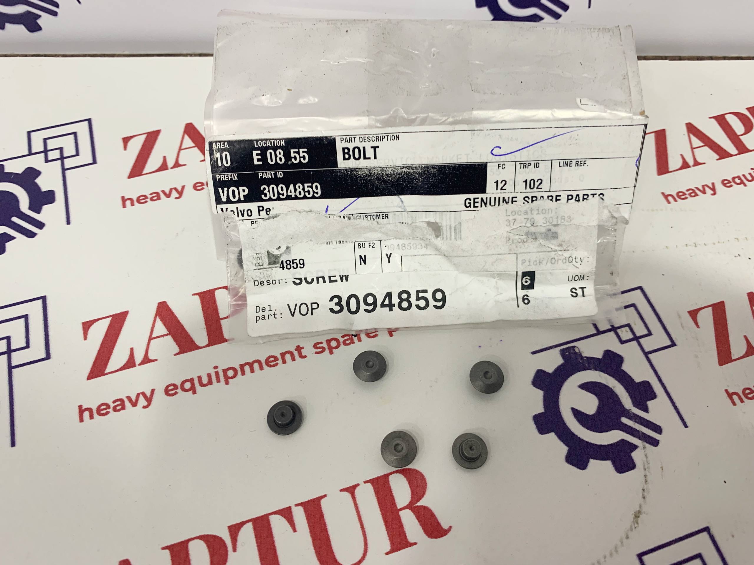 This screw is suitable for Volvo Penta components