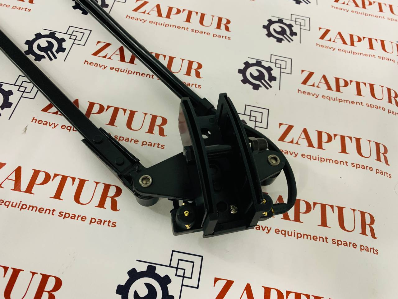 VOLVO VOE15190478 WIPER ARM [ZAPTUR]