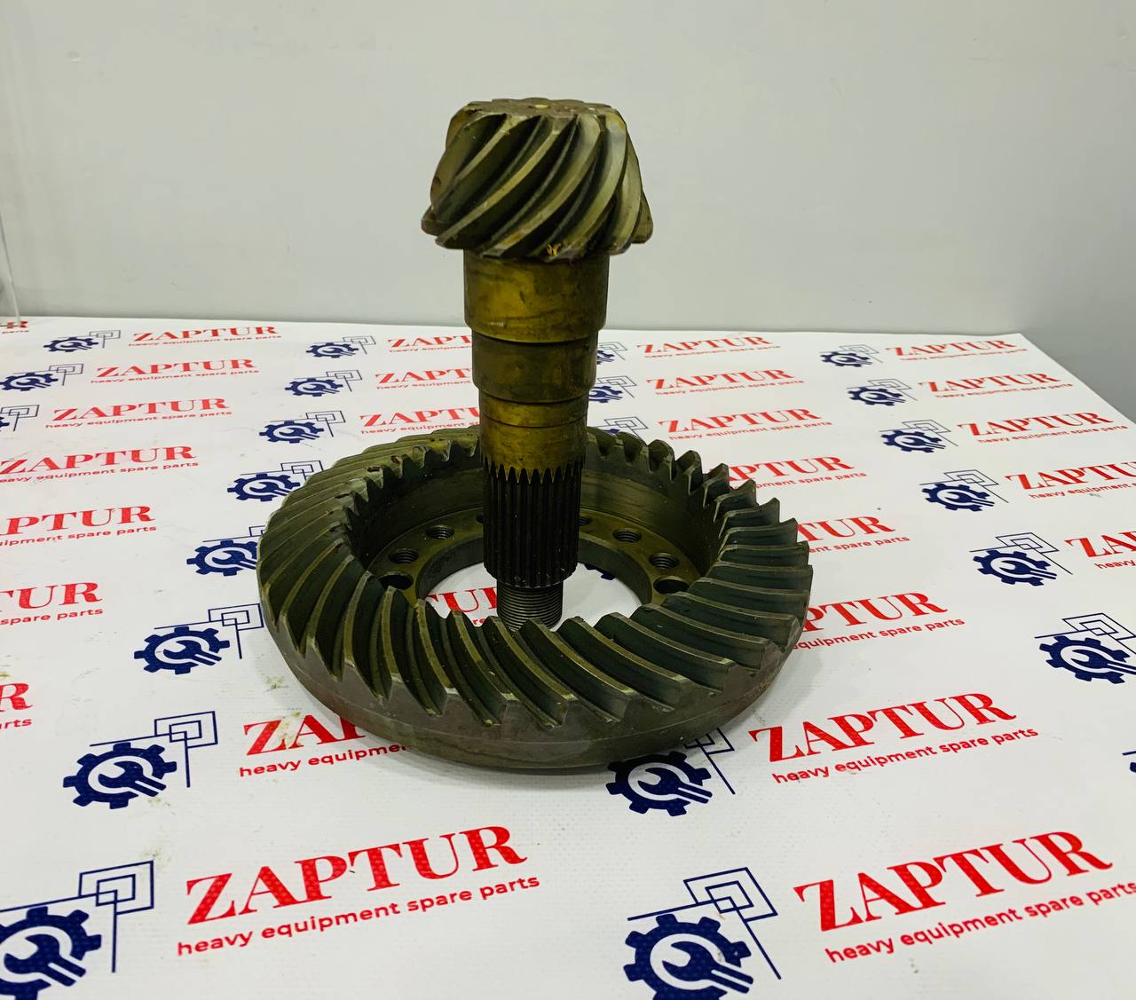 VOLVO ZM2906453, 2906453 BEVEL GEAR KIT [ZAPTUR]