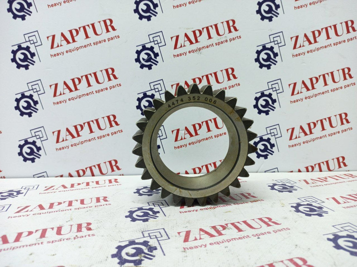 This planet gear is suitable for ZF components