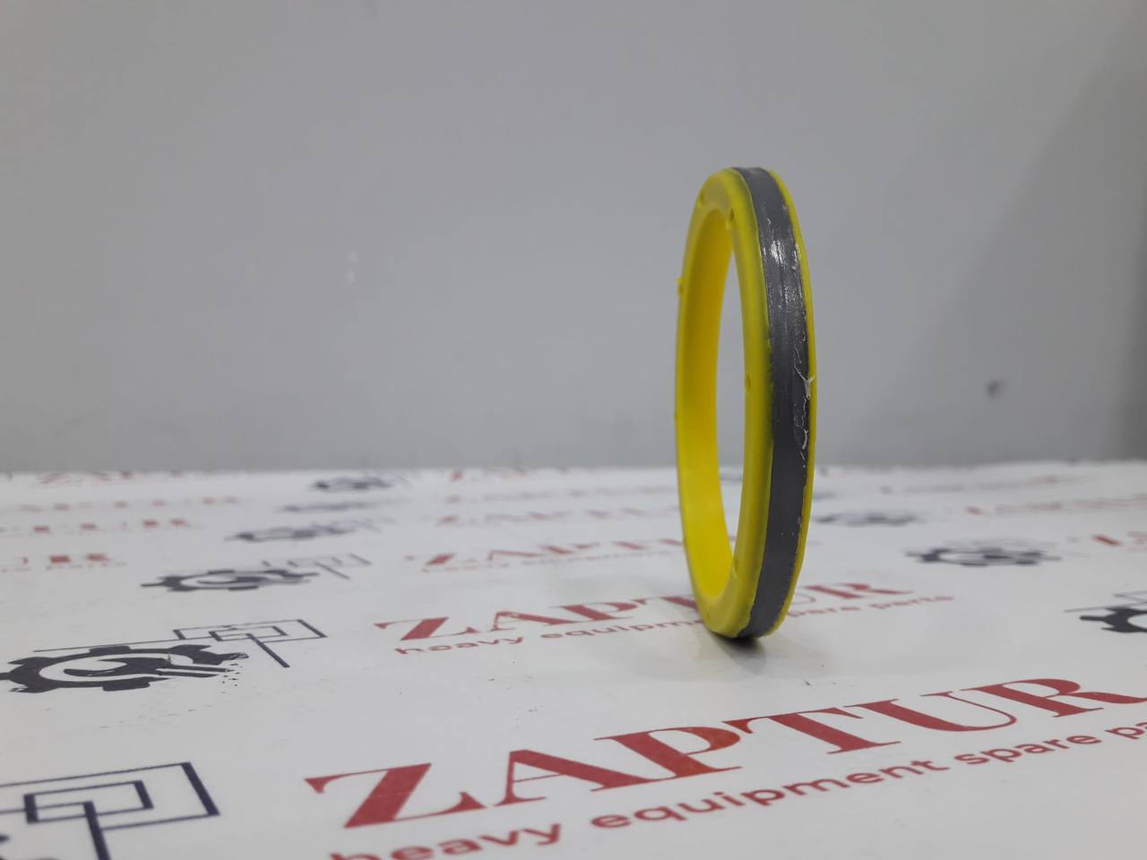 THIS SEAL LIP TYPE IS SUITABLE CATERPILLAR MACHINERY