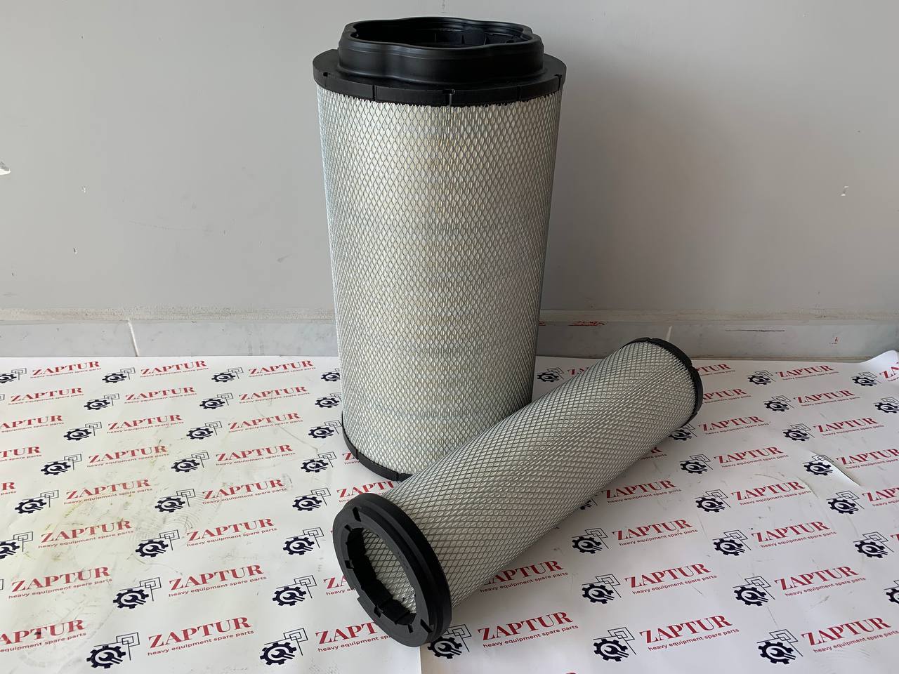 VOLVO 17500256 & 17500258 AIR FILTER KIT [ZAPTUR]