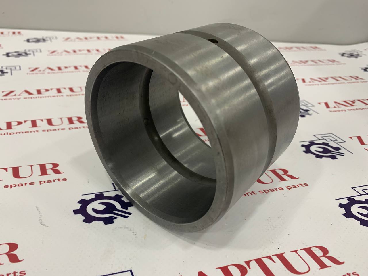 CASE 87613434 BUSHING