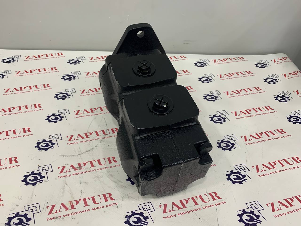 JCB AND PARKER 333/G5390, 7029120077 HYDRAULIC PUMP [ZAPTUR]