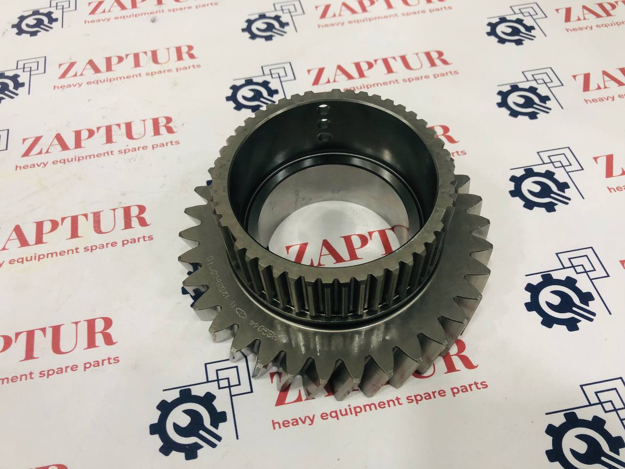 CASE AND NEW HOLLAND 128598C1 CLUTCH GEAR [ZAPTUR]