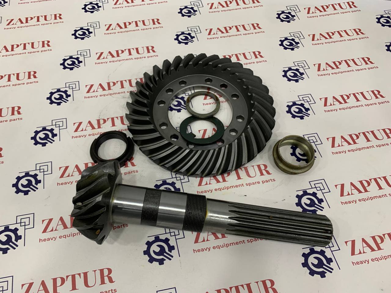 CASE AND NEW HOLLAND 84190375 BEVEL GEAR SET [ZAPTUR]