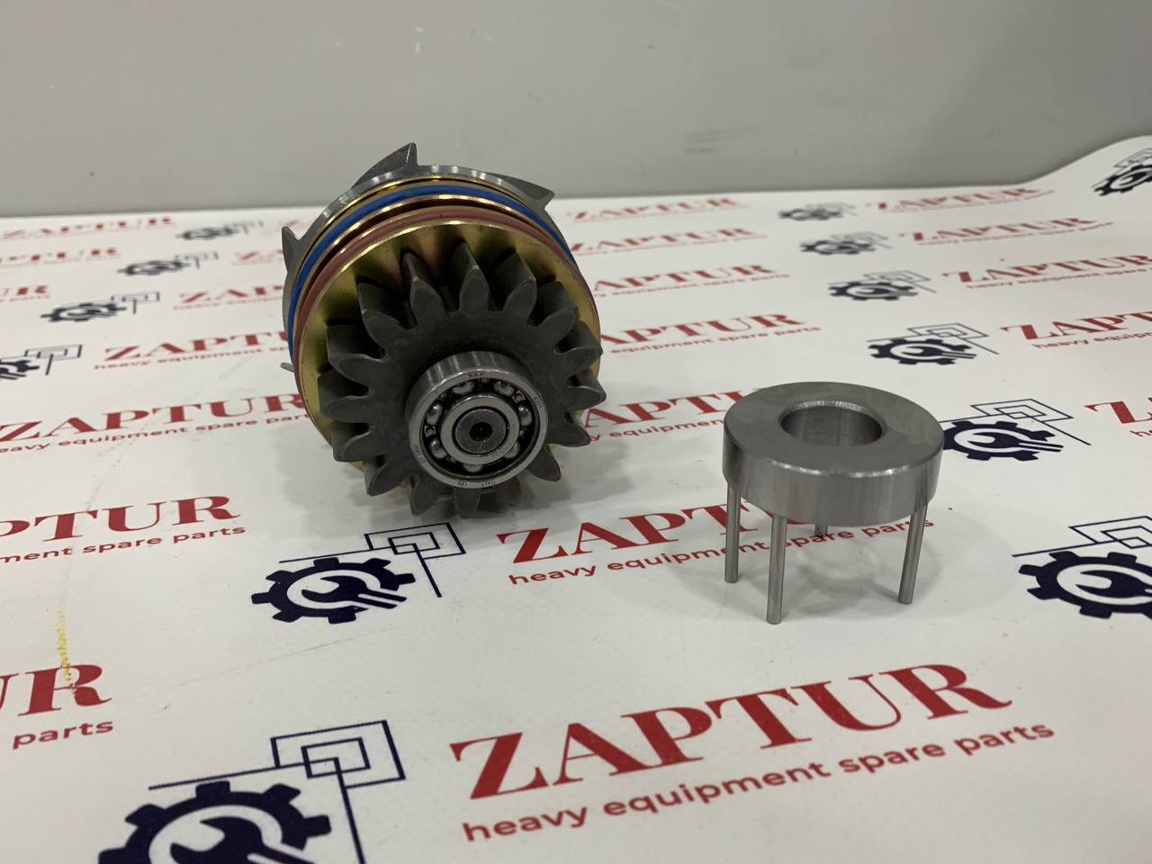 JOHN DEERE RE521502 WATER PUMP [ZAPTUR]