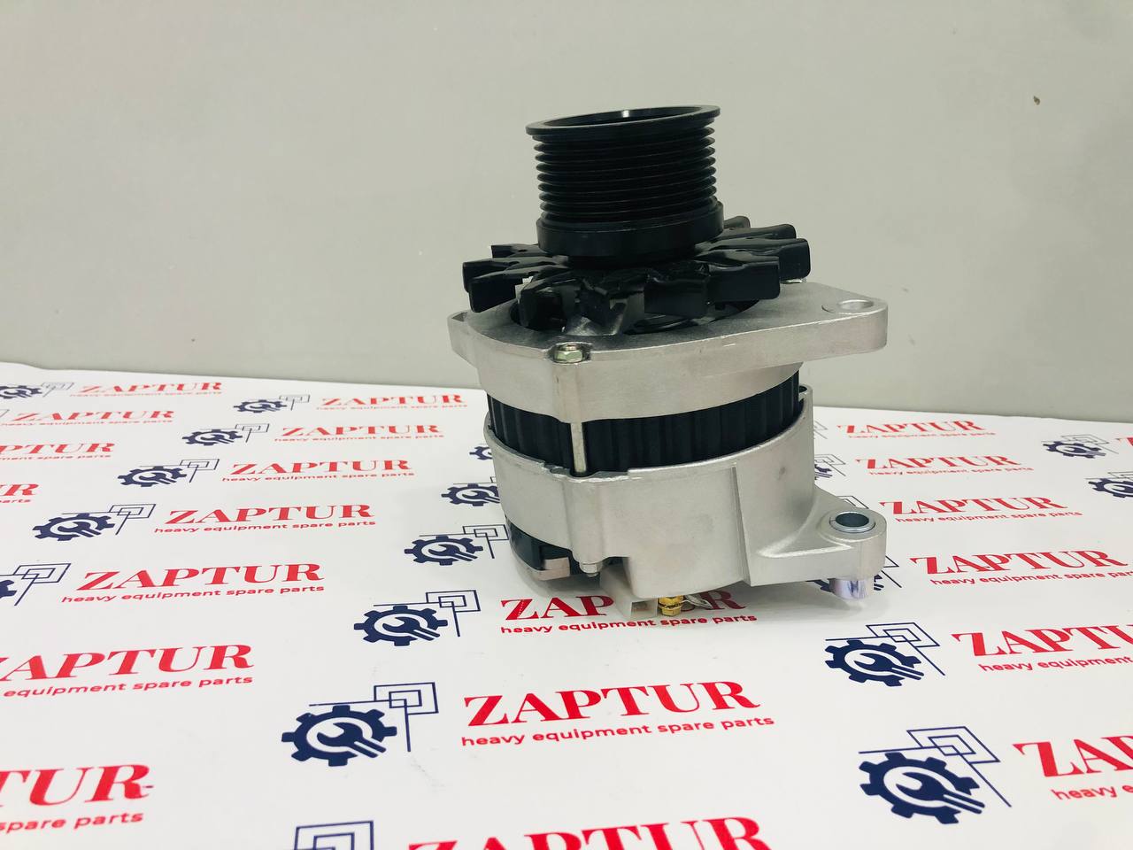 CASE & NEW HOLLAND 47906732 ALTERNATOR [ZAPTUR]