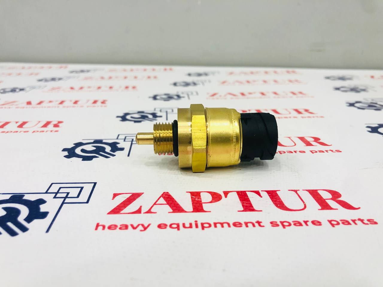 VOLVO 1077574 OIL SWITCH [ZAPTUR]