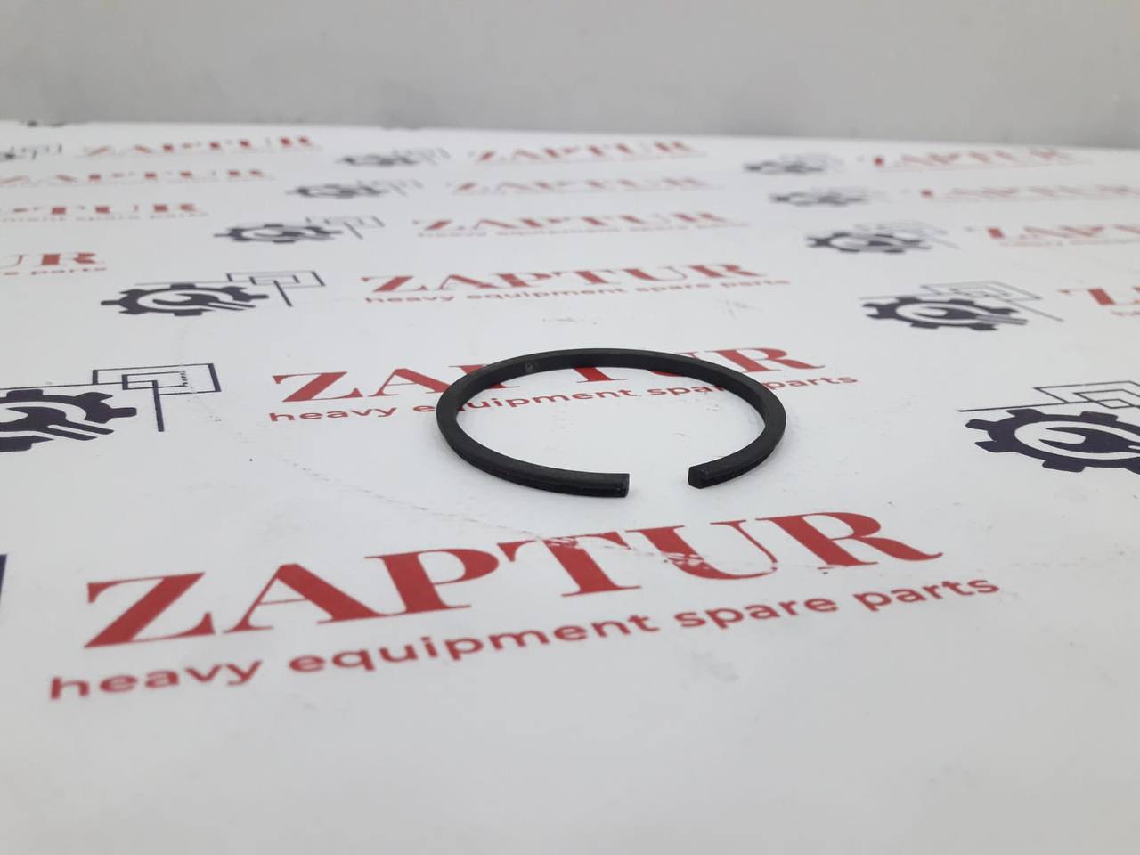 THIS RETAINING RING IS SUITABLE ZF MACHINERY