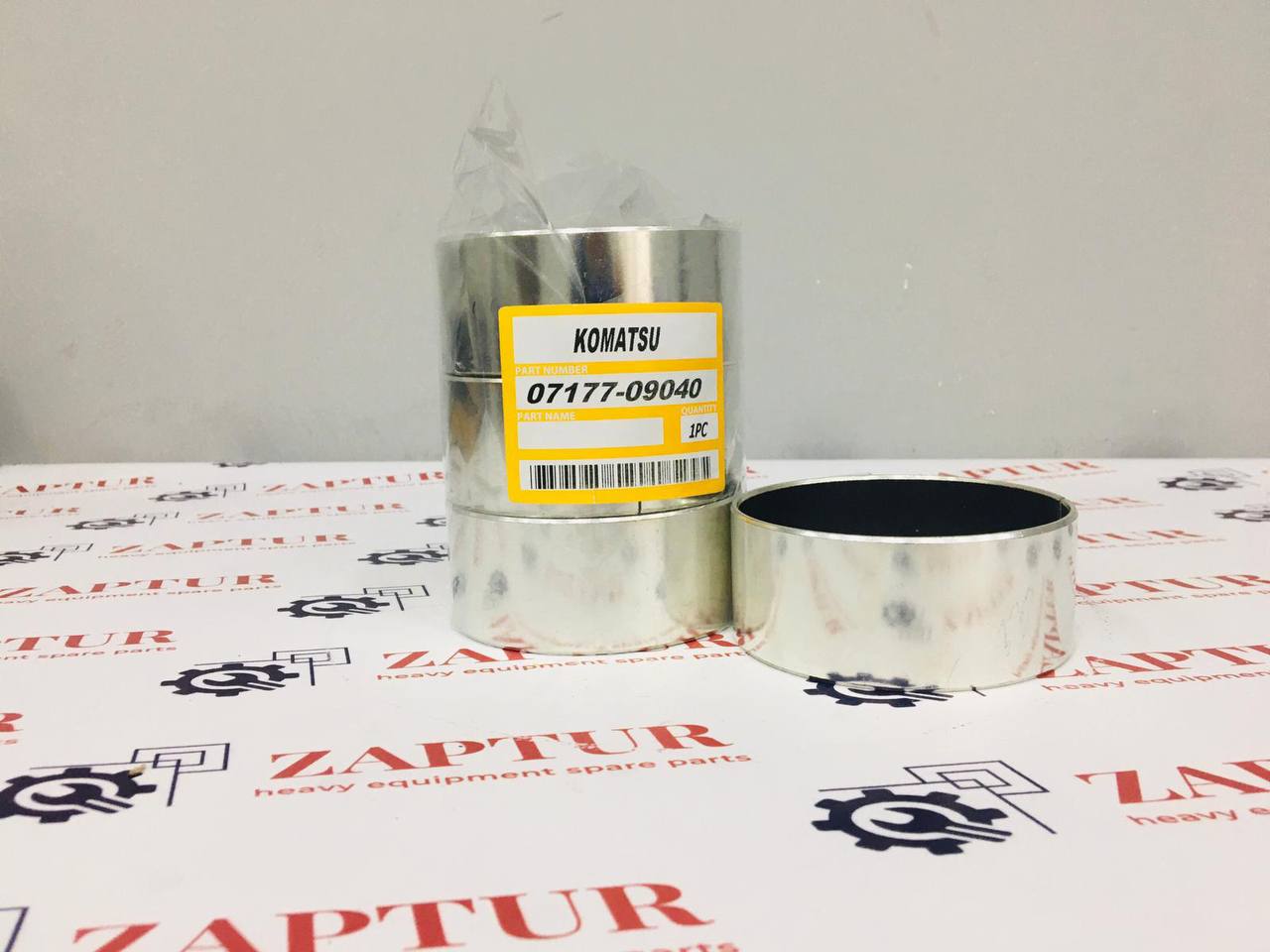 KOMATSU 07177-09040 BUSHING [ZAPTUR]