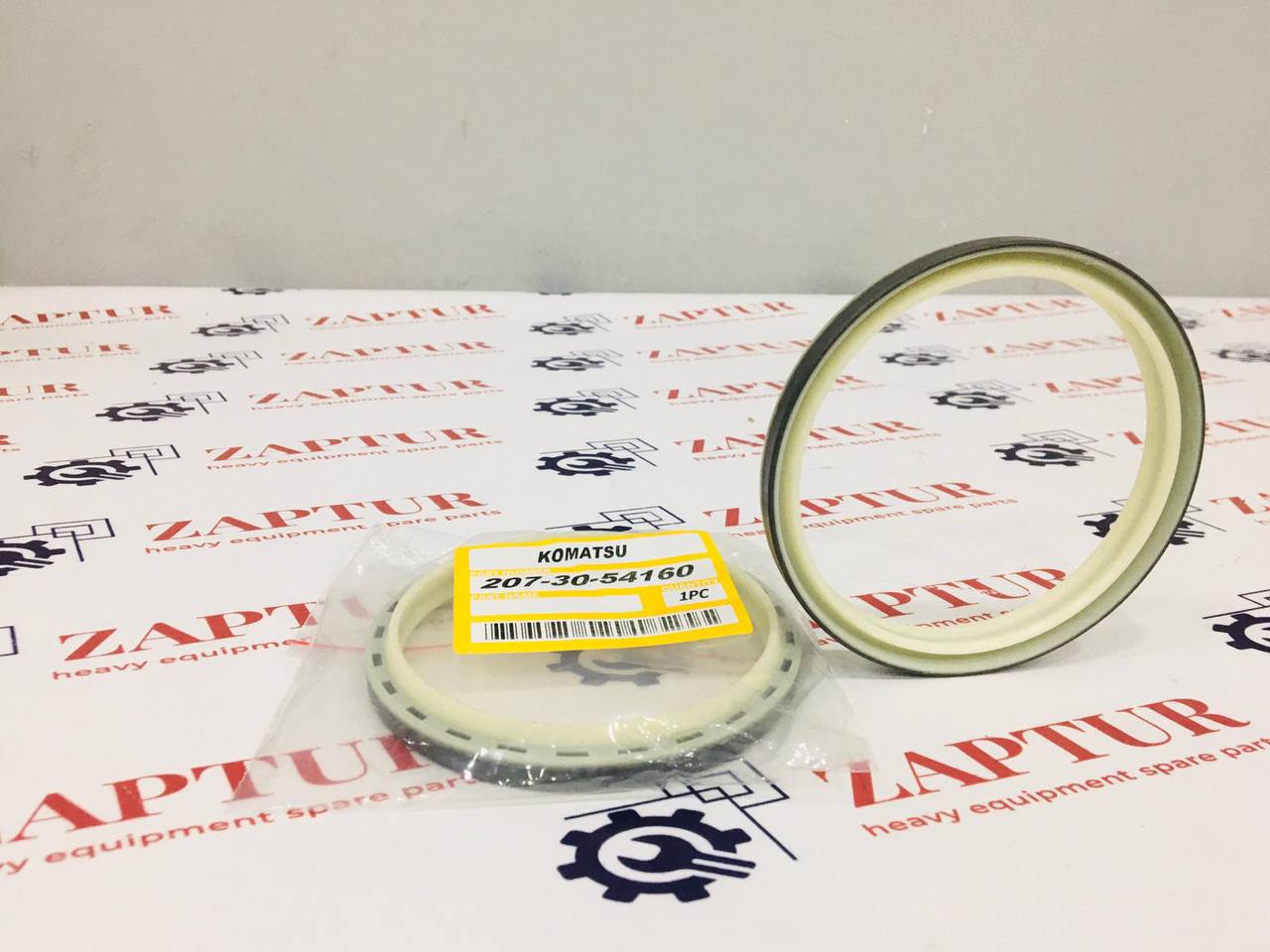 KOMATSU 207-30-54160 SEAL [ZAPTUR]