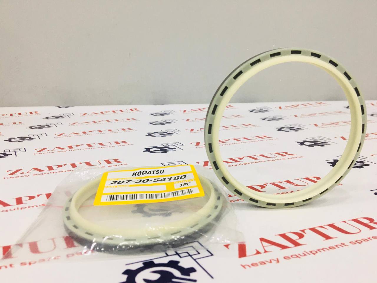 KOMATSU 207-30-54160 SEAL [ZAPTUR]