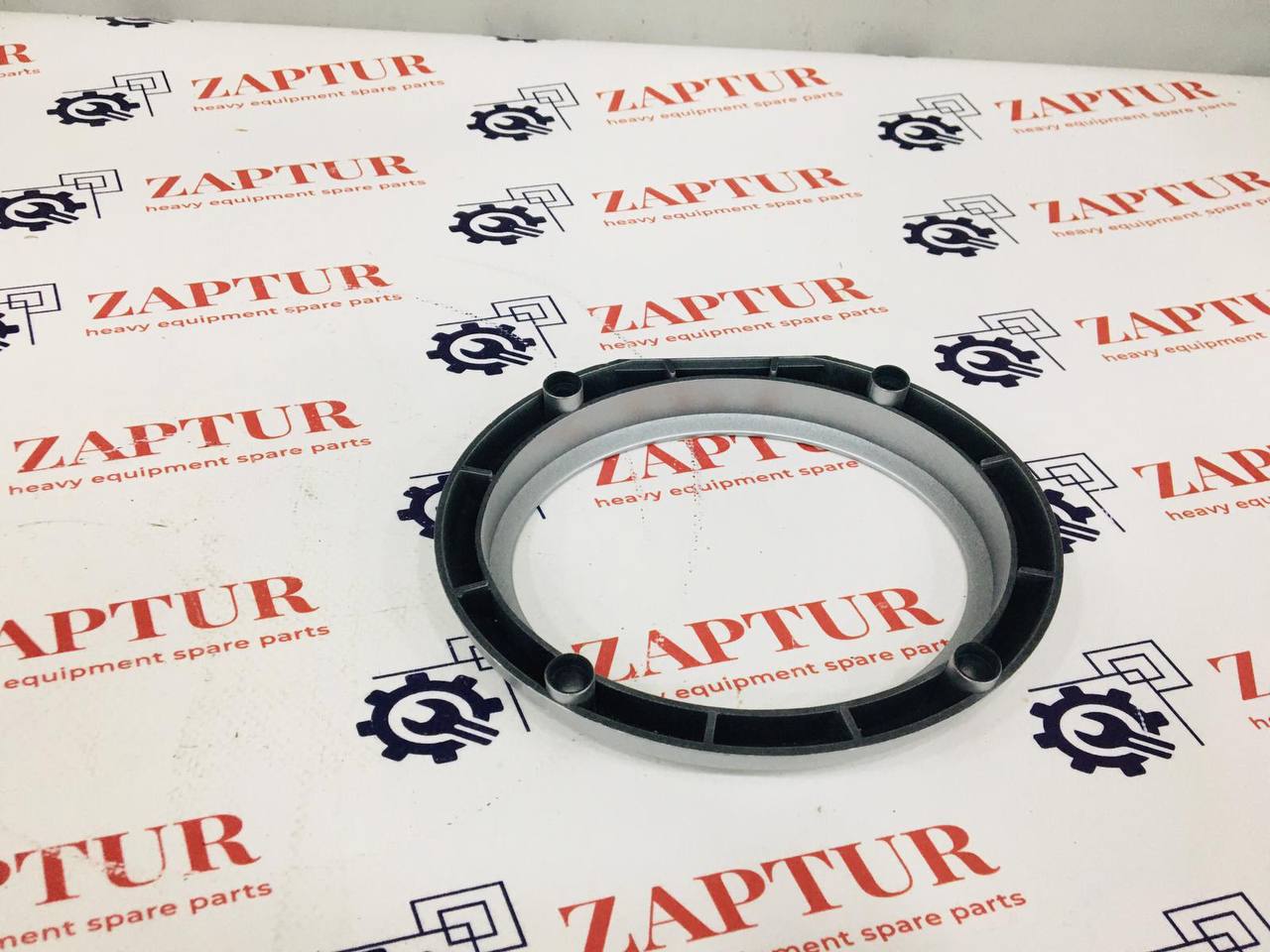 JCB 332-F1142, 332/F1142 CLAMP RING [ZAPTUR]