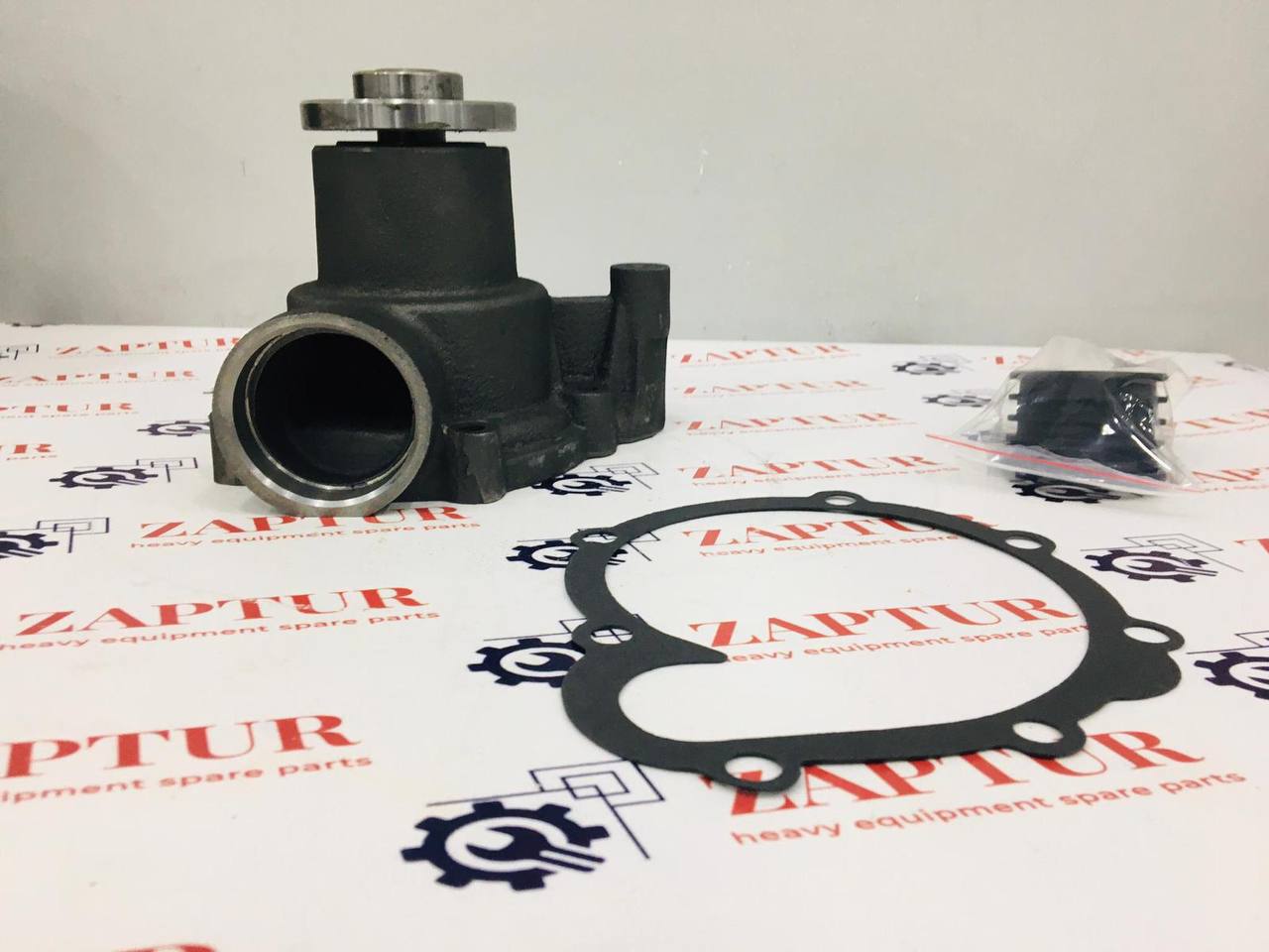 VOLVO 20726077 WATER PUMP [ZAPTUR]